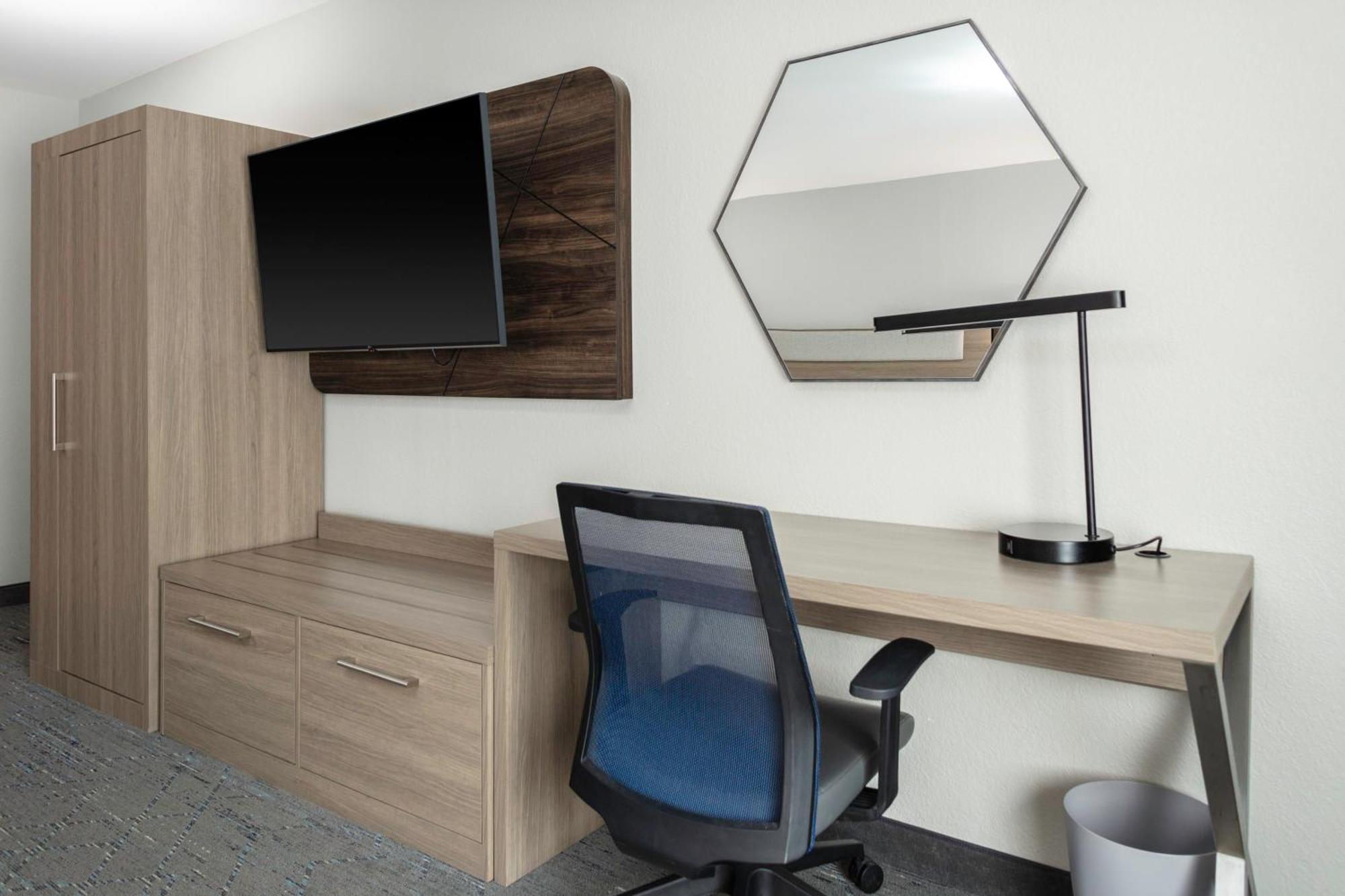 Holiday Inn Express & Suites Roanoke Rapids By Ihg Ngoại thất bức ảnh