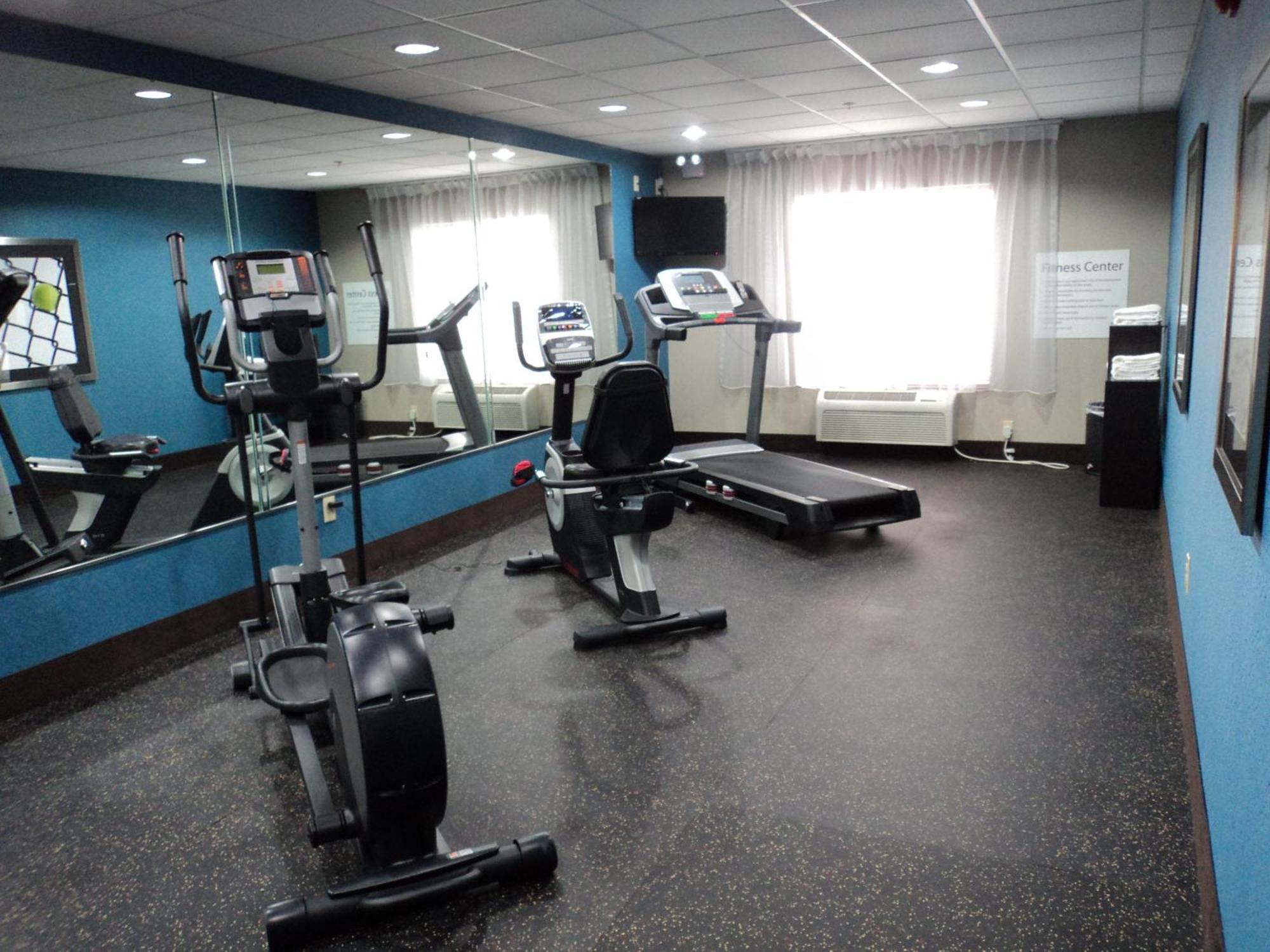 Holiday Inn Express & Suites Roanoke Rapids By Ihg Ngoại thất bức ảnh