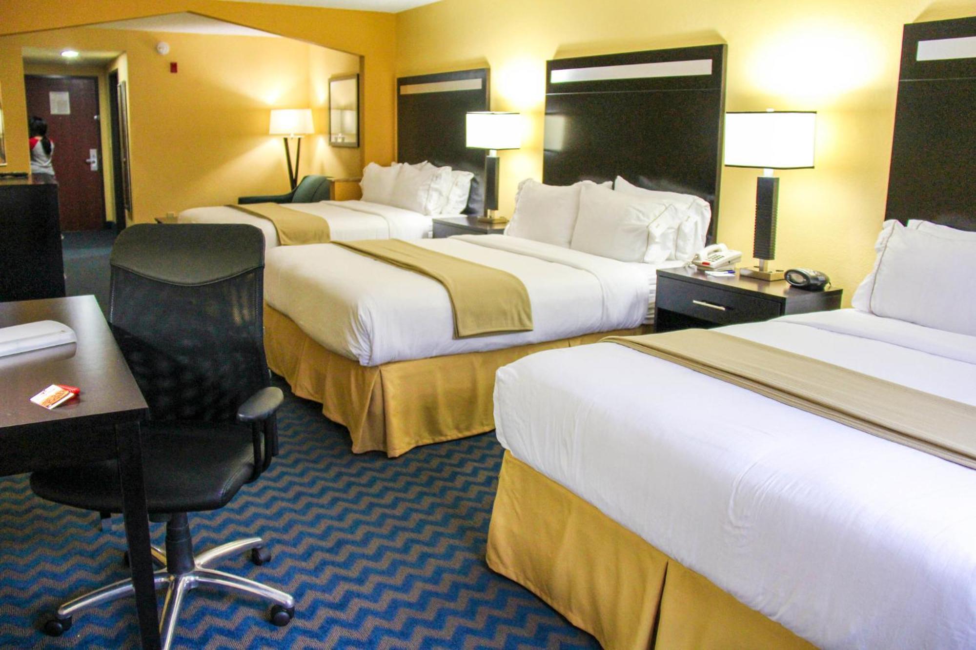 Holiday Inn Express & Suites Roanoke Rapids By Ihg Ngoại thất bức ảnh